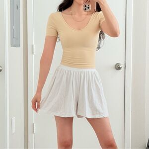 ASOS | Flowy Viscose Skort | White | Size 2 | EUC